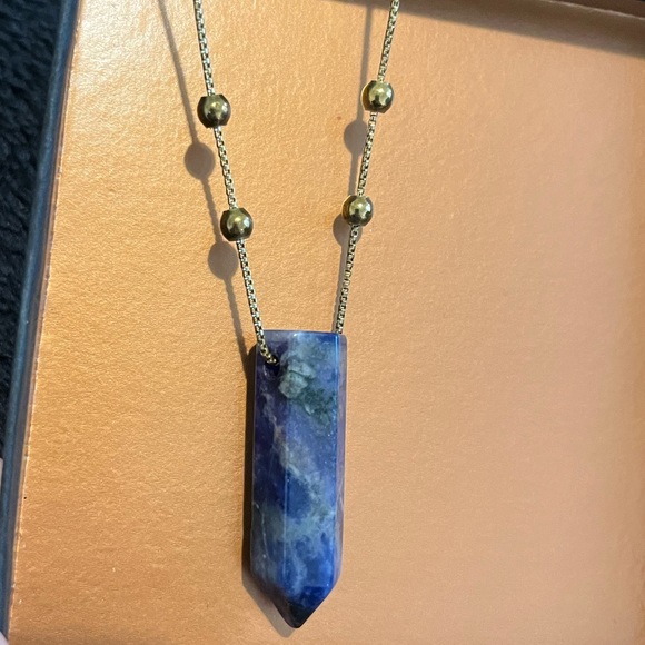 Alex And Ani adjustable (length and beads) stone necklace! Good condition! - Picture 2 of 3